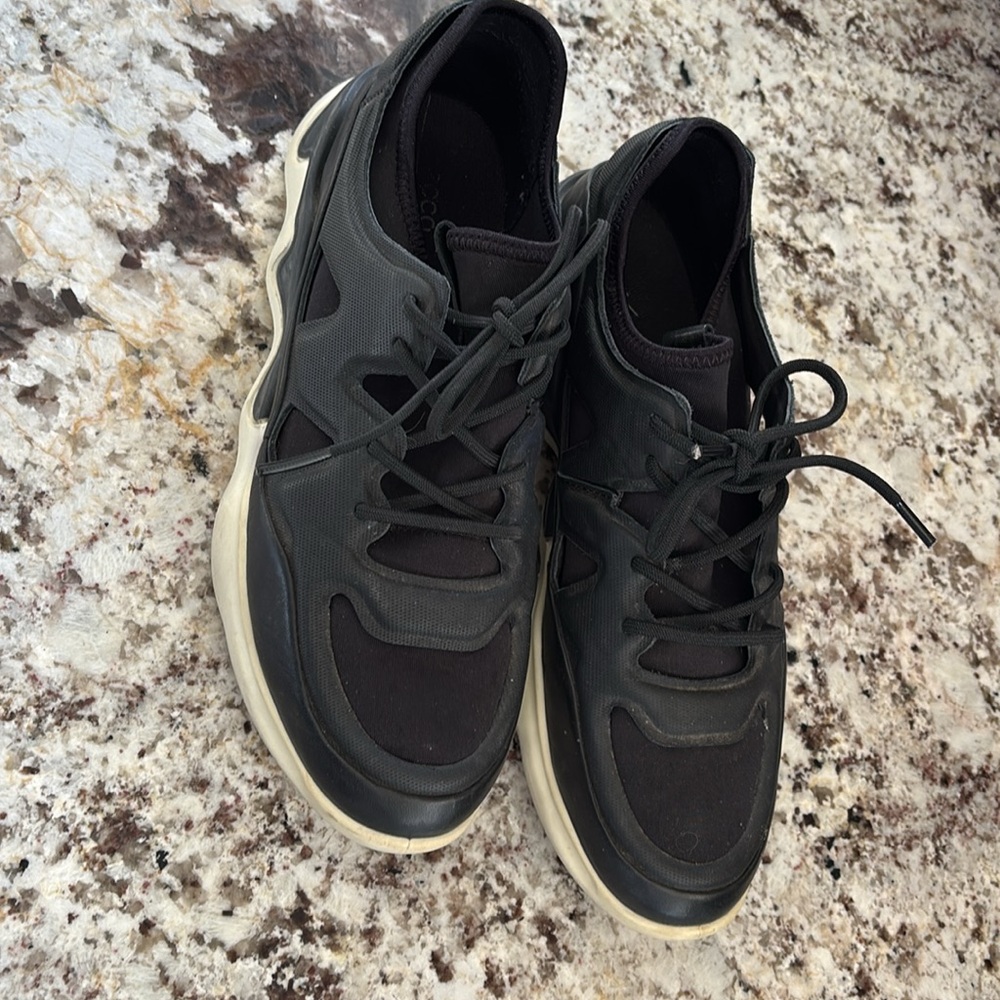 Stylish Black women Sneakers